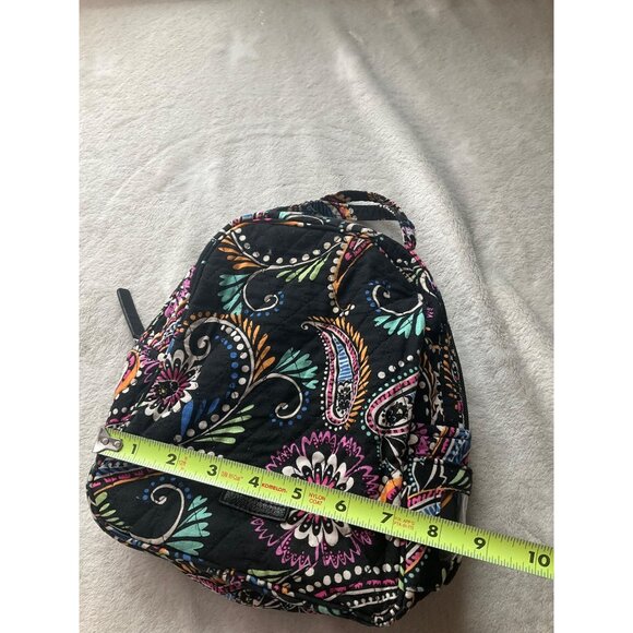 Vera Bradley Quilted Lunch Box With Zippered Closure Black Swirl Bandana - Picture 10 of 13